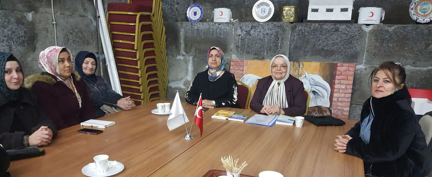 turkiye-yazarlar-birligi-kayseri-subesi-kadin-komisyonundan-yazarlik-programi thumbnail