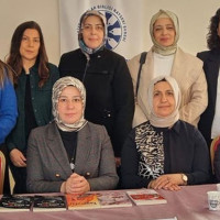 aliya-izzetbegovicin-hayati-ve-islam-dunyasina-etkileri-anlatildi project cover image